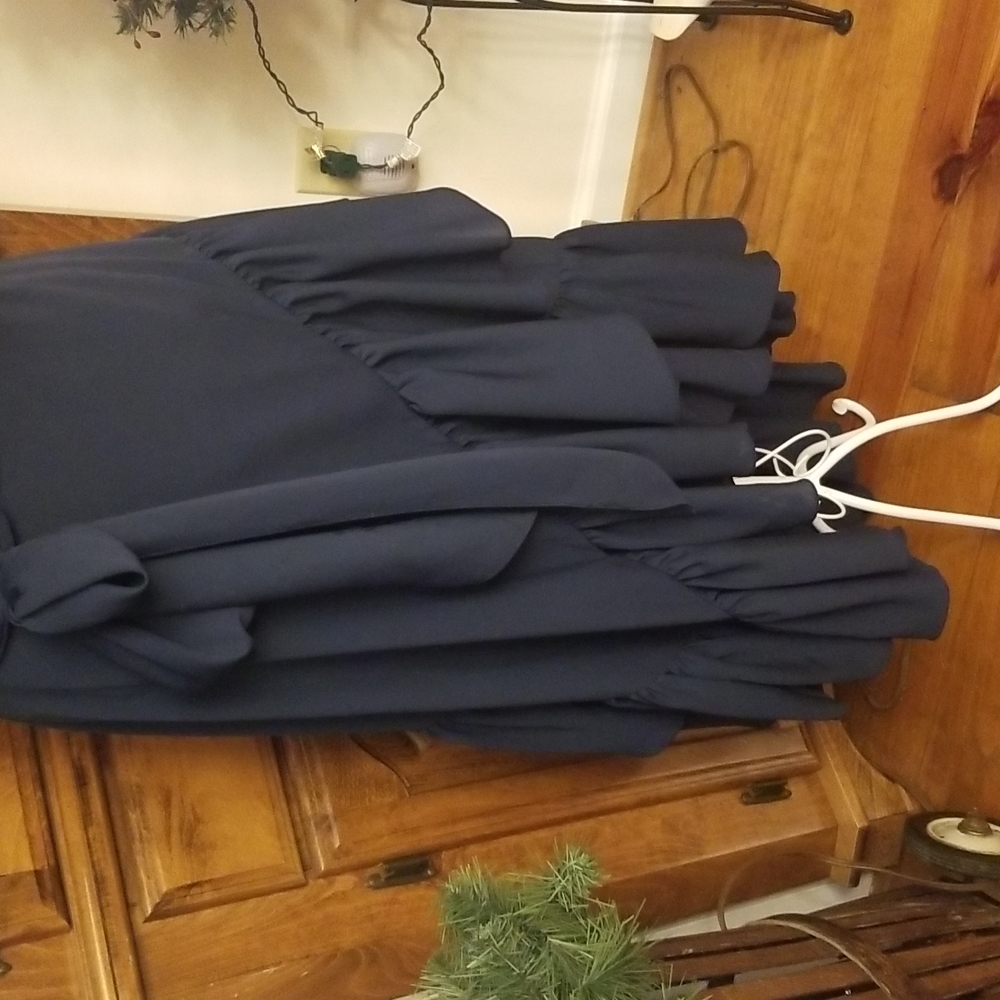 Stunning Vintage Navy Ruffled Dress - Picture 3 of 15
